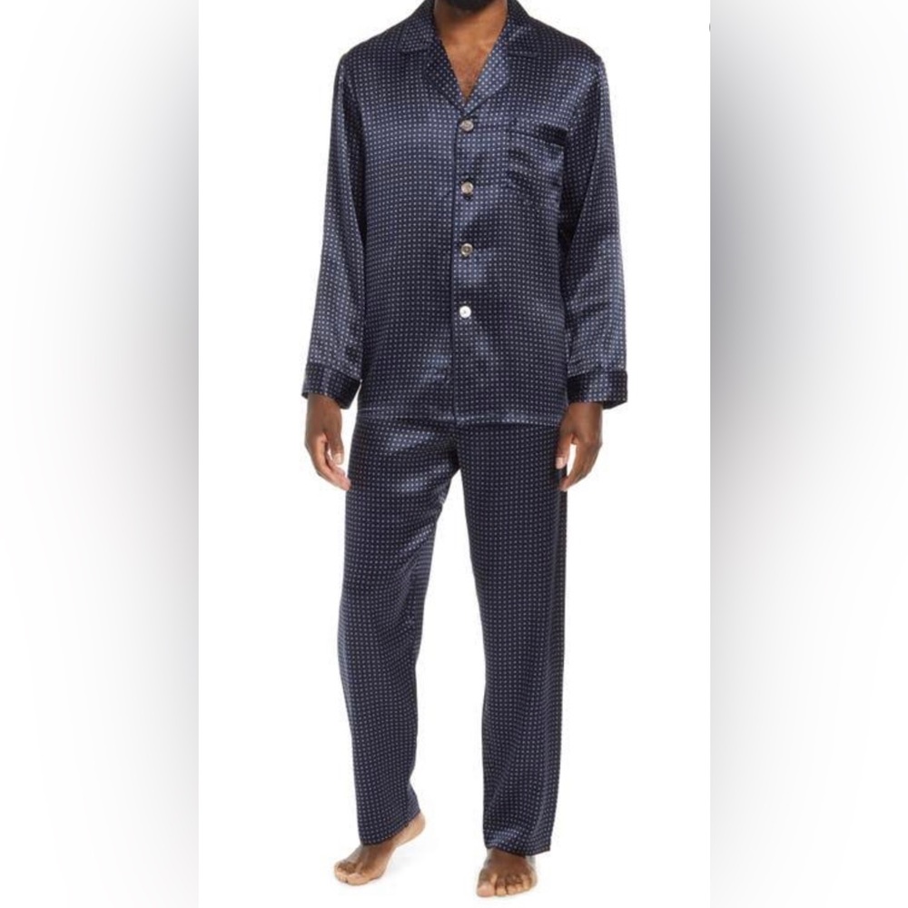 RoundTree and Yorke Navy Polka Dot Pajama Set